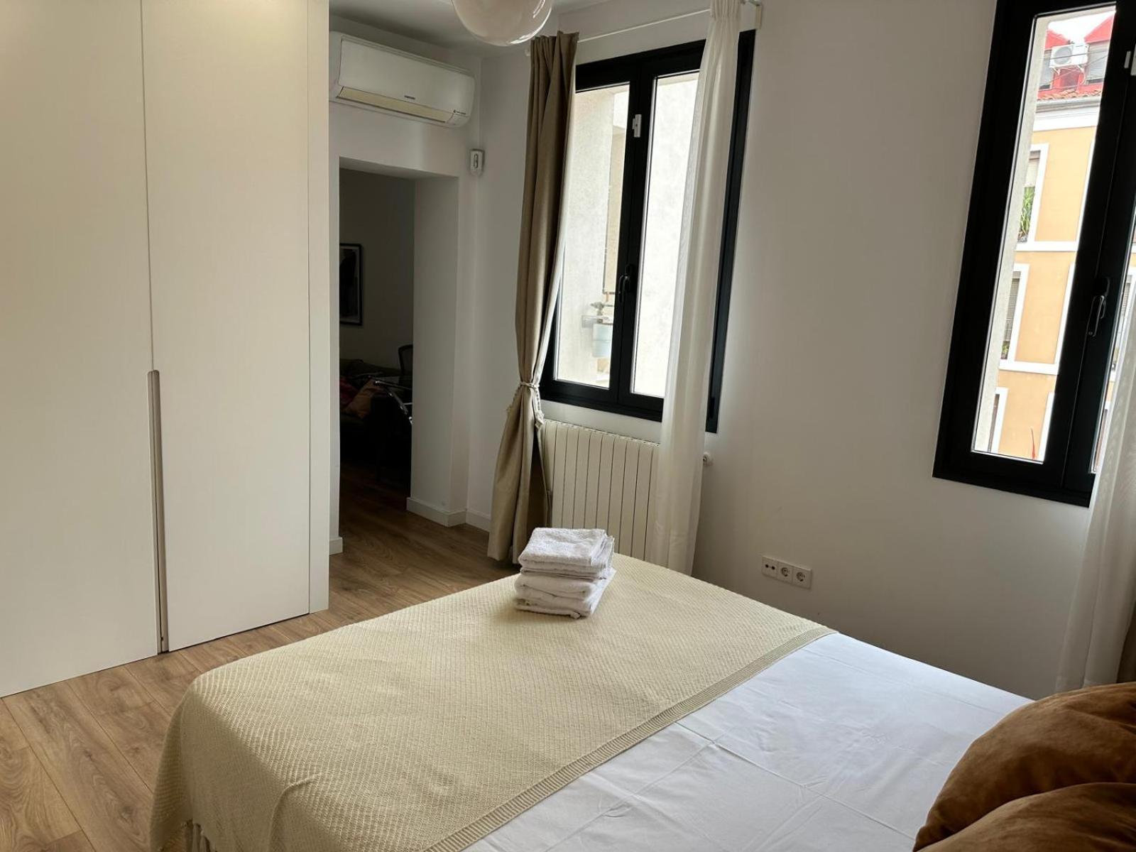 Moderno Apartamento En Pleno Centro Madrid Exterior foto